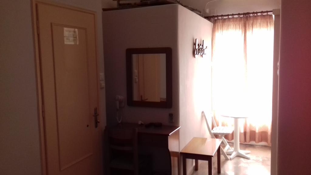 Kabanis Rooms Ermupoli Zewnętrze zdjęcie
